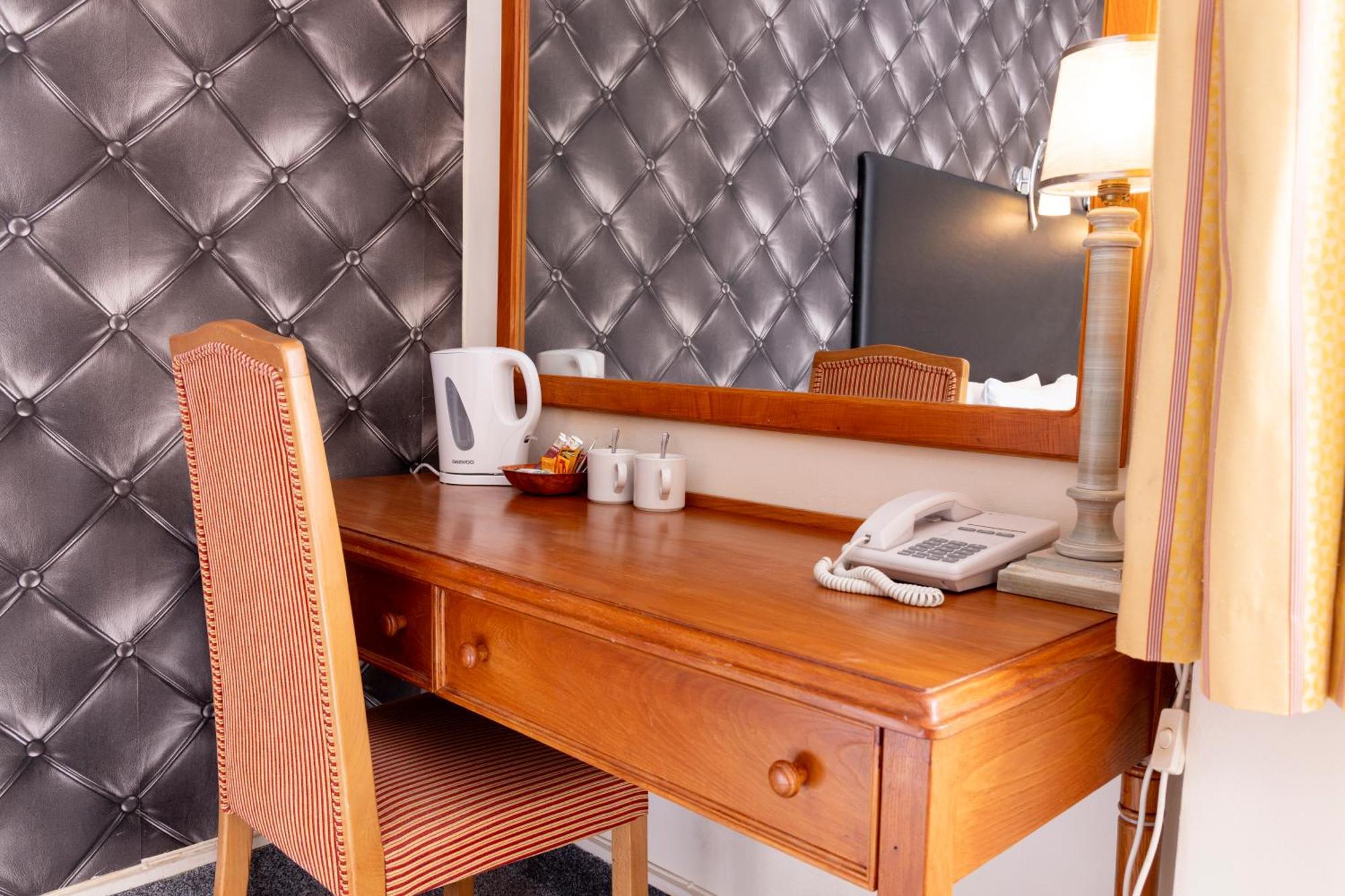 Roebuck By Greene King Inns Forest Row Ngoại thất bức ảnh